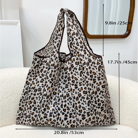 Leopard Print Folding Tote Bag - Picture 4 of 5